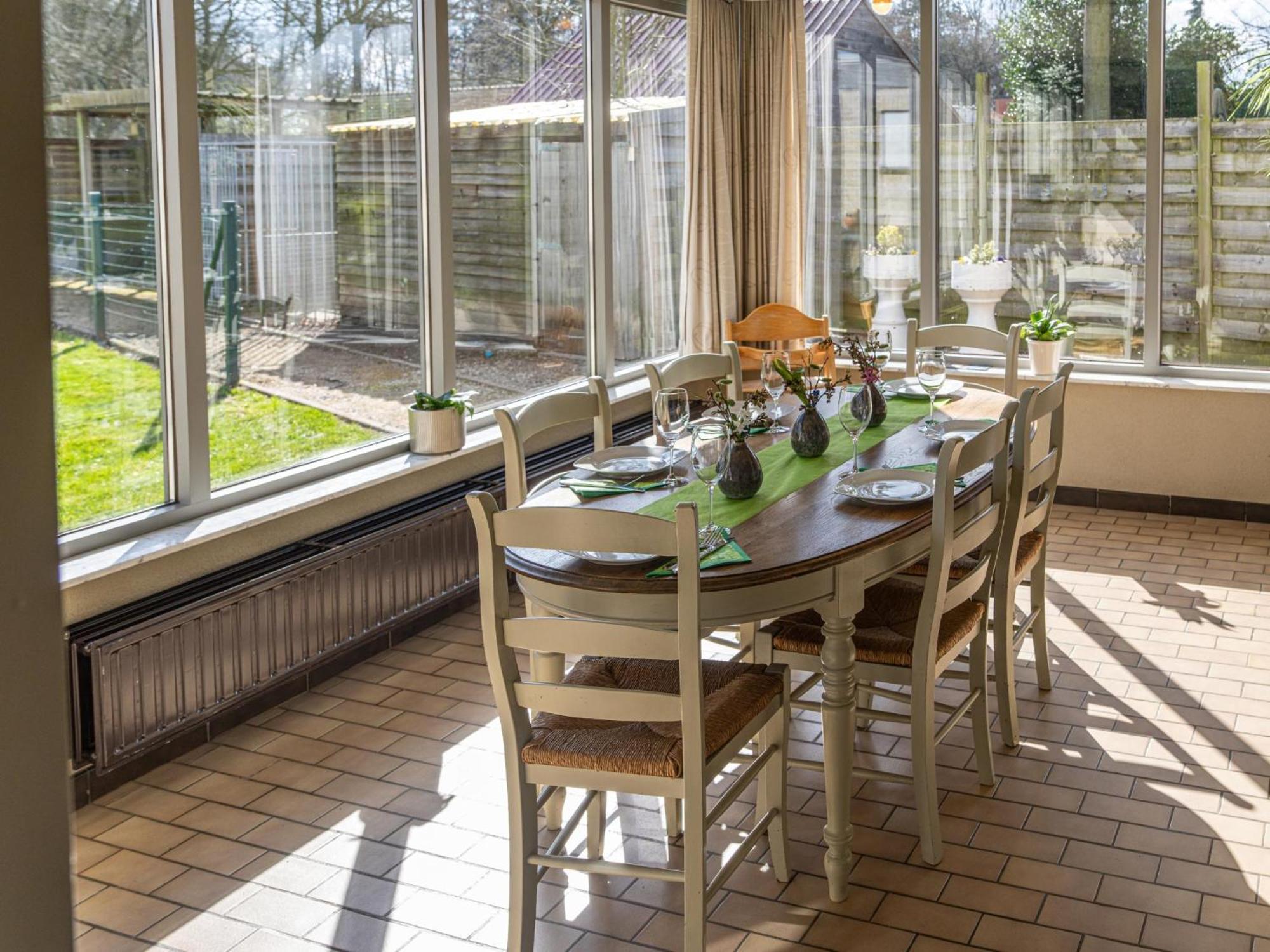 Het Bruegelhof Villa Peer Luaran gambar