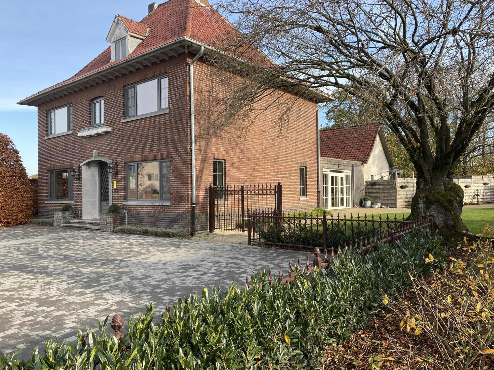 Het Bruegelhof Villa Peer Luaran gambar