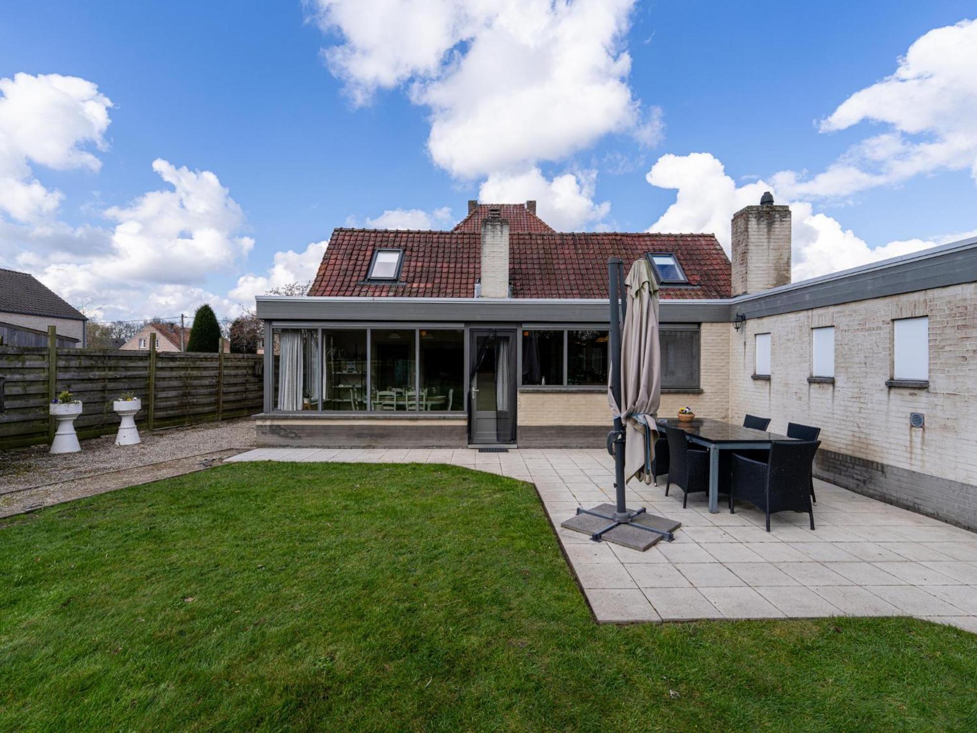 Het Bruegelhof Villa Peer Luaran gambar